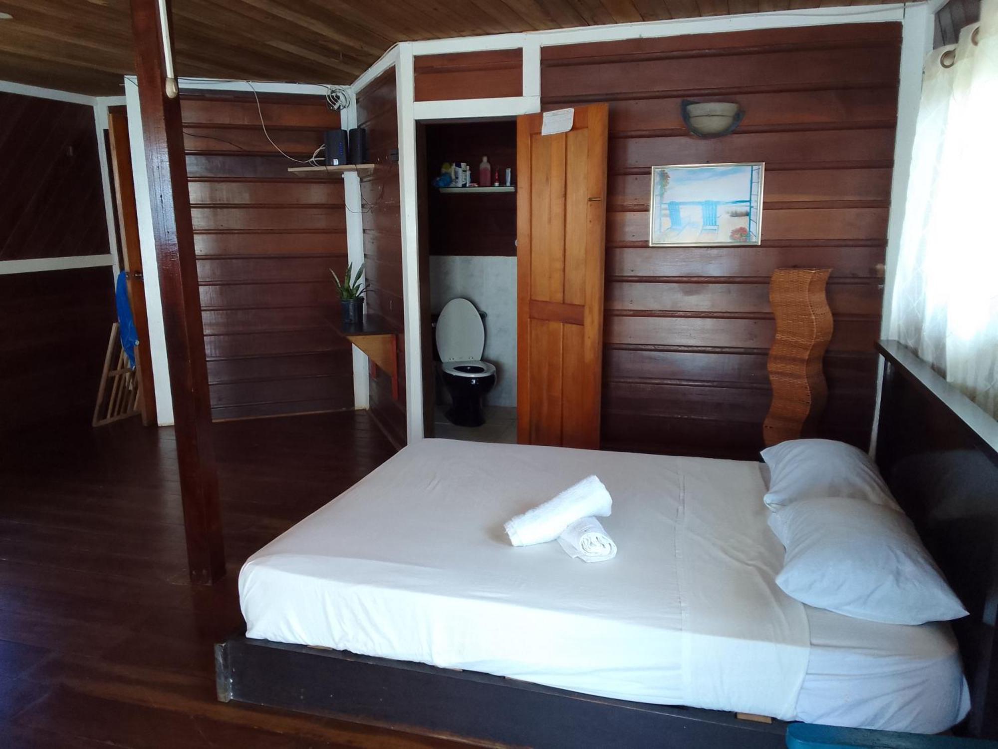Villa Casa Elba Sobre El Mar Bocas del Toro Exterior foto
